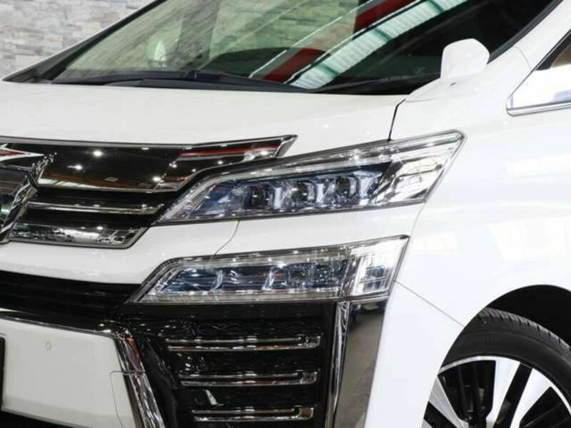 VELLFIRE-5