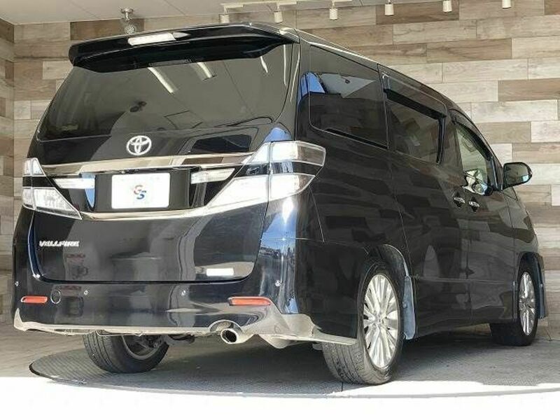 VELLFIRE-16