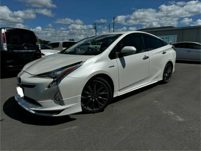 PRIUS-1