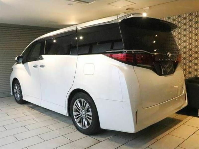 ALPHARD-1