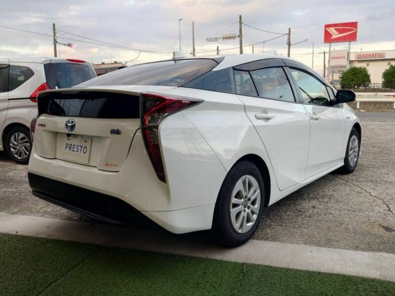 PRIUS-1