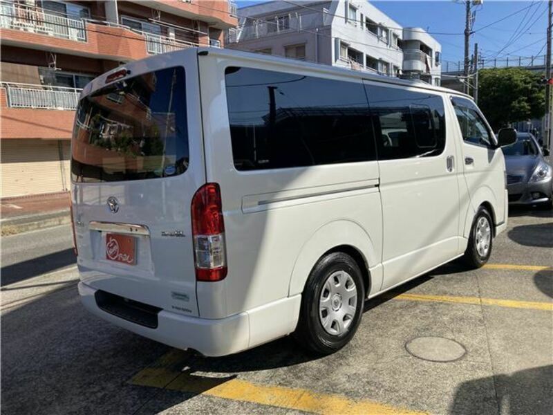 HIACE VAN-1