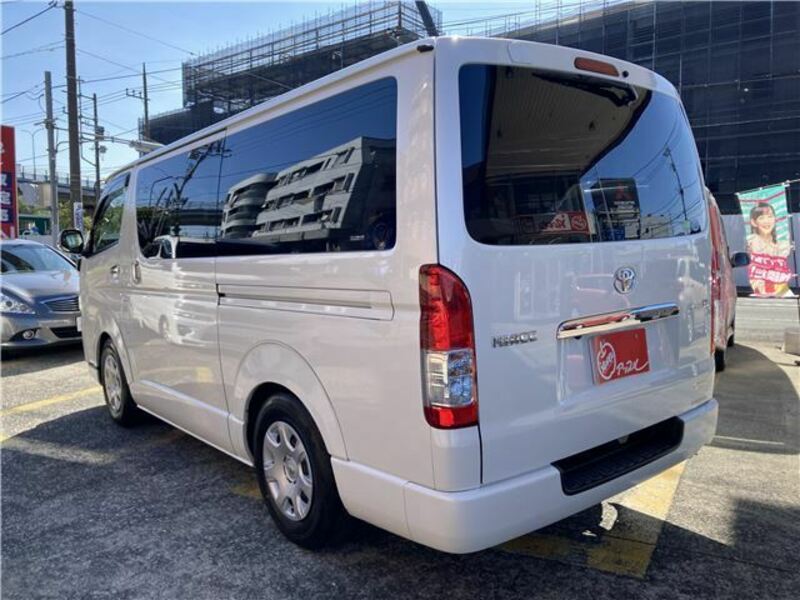 HIACE VAN-10