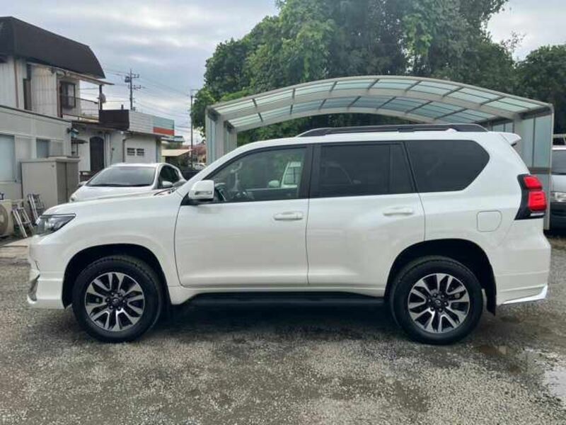 LAND CRUISER PRADO-9