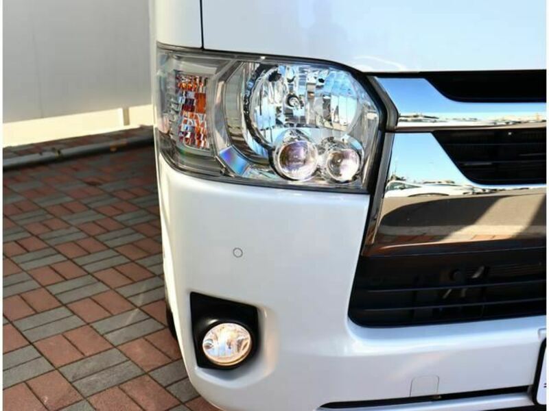 HIACE VAN-12