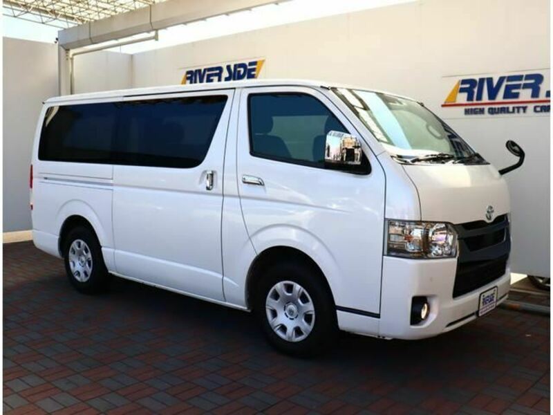 HIACE VAN-38