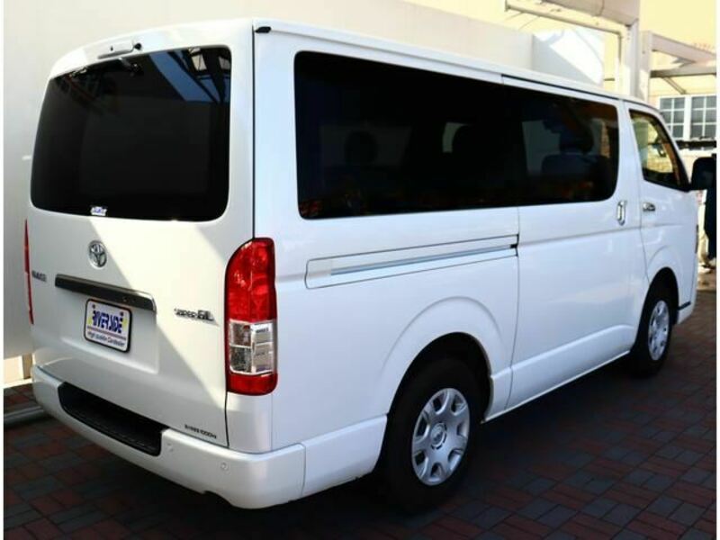 HIACE VAN-40