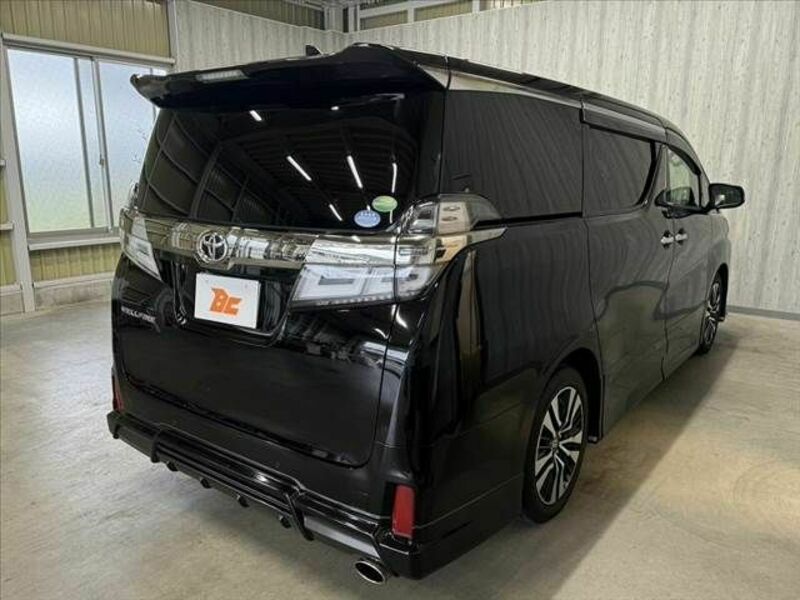 VELLFIRE-14