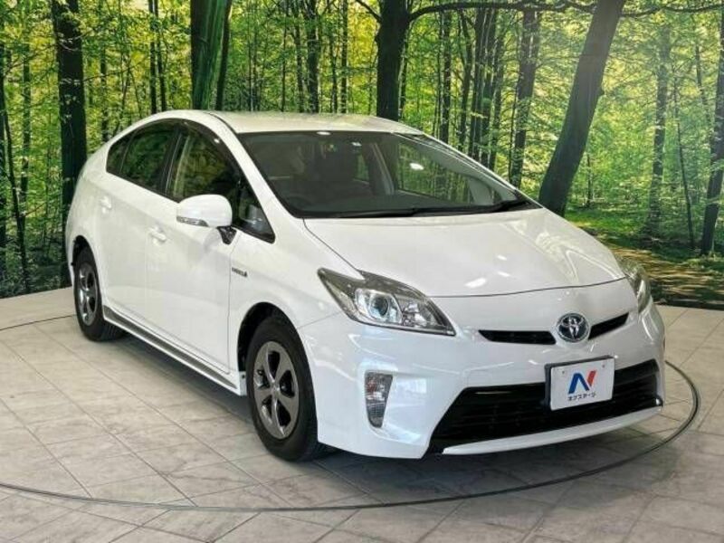 PRIUS-16