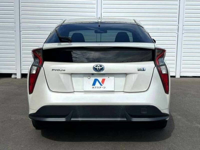 PRIUS-13