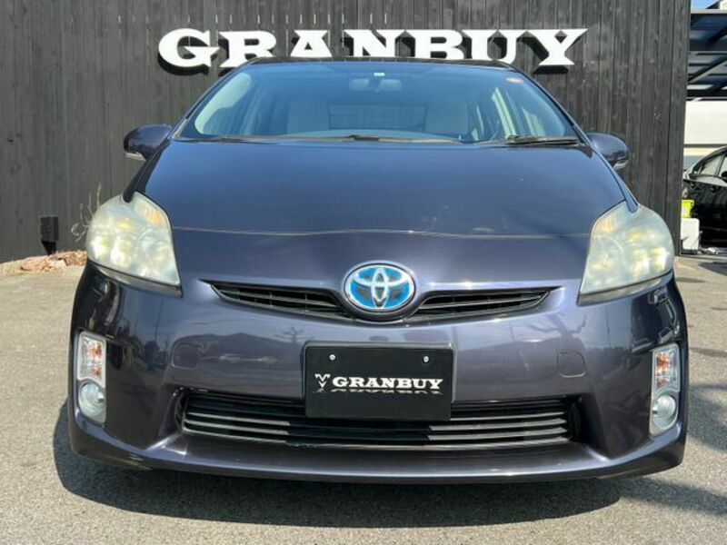 PRIUS-1