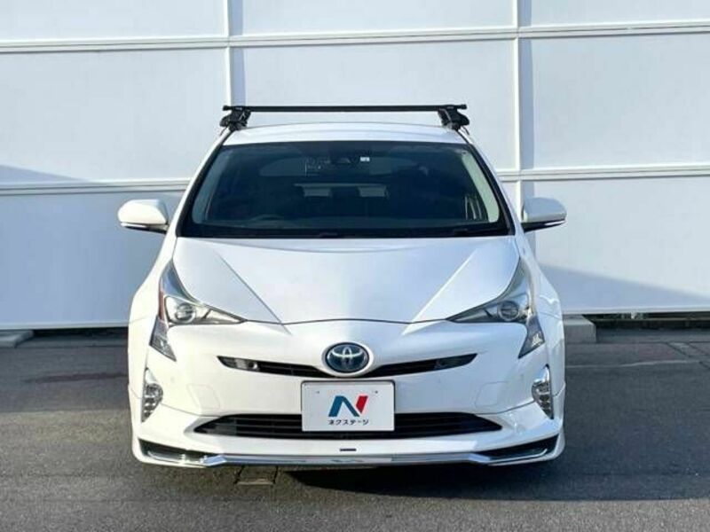 PRIUS-12