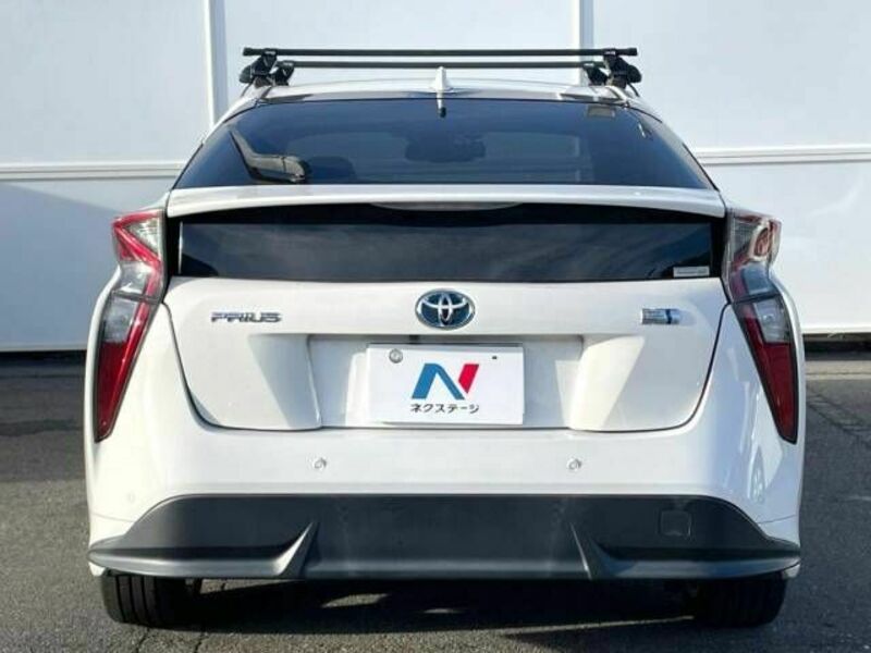 PRIUS-13