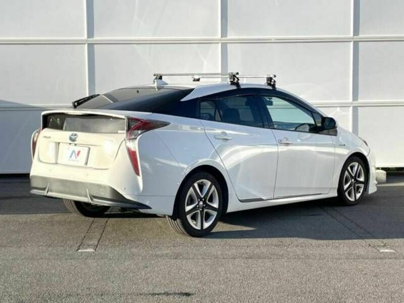 PRIUS-15