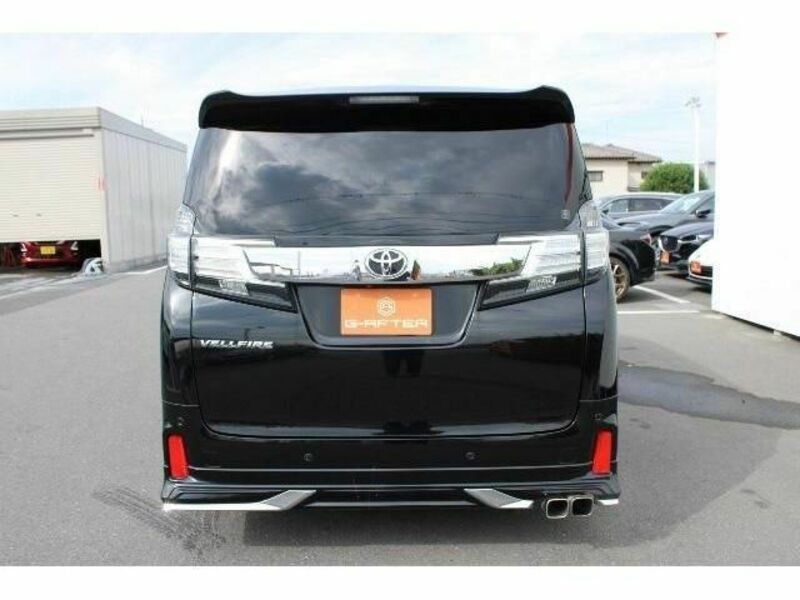 VELLFIRE-7