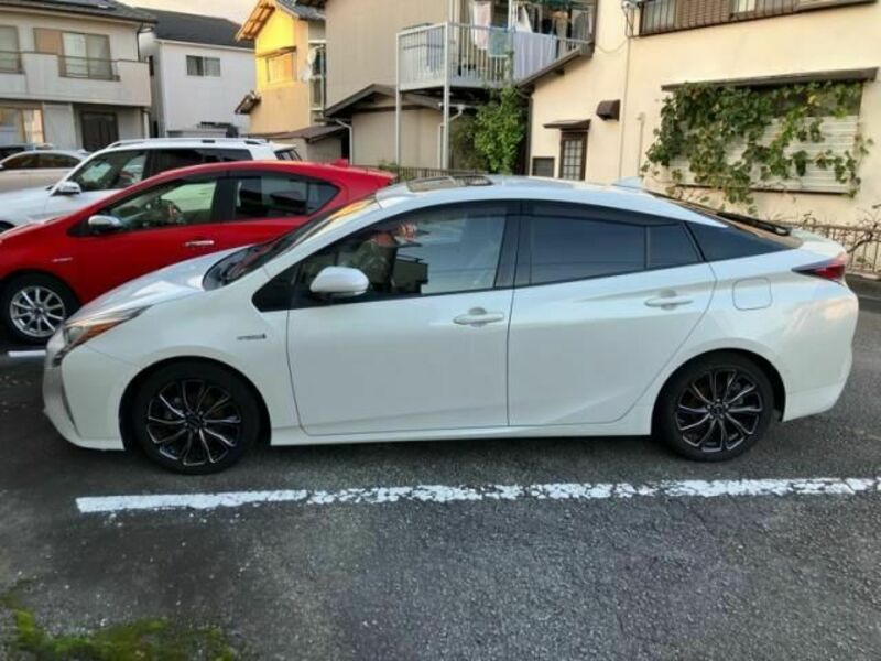 PRIUS-1