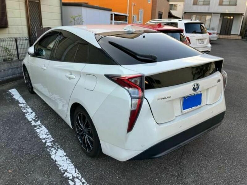 PRIUS-3