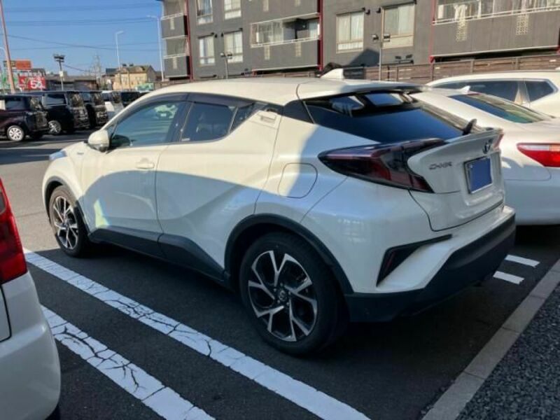 C-HR-4