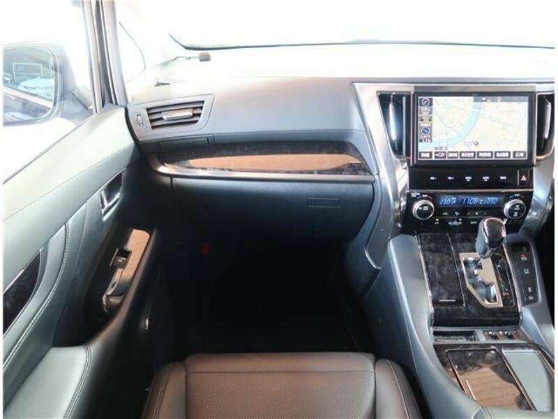 ALPHARD-32