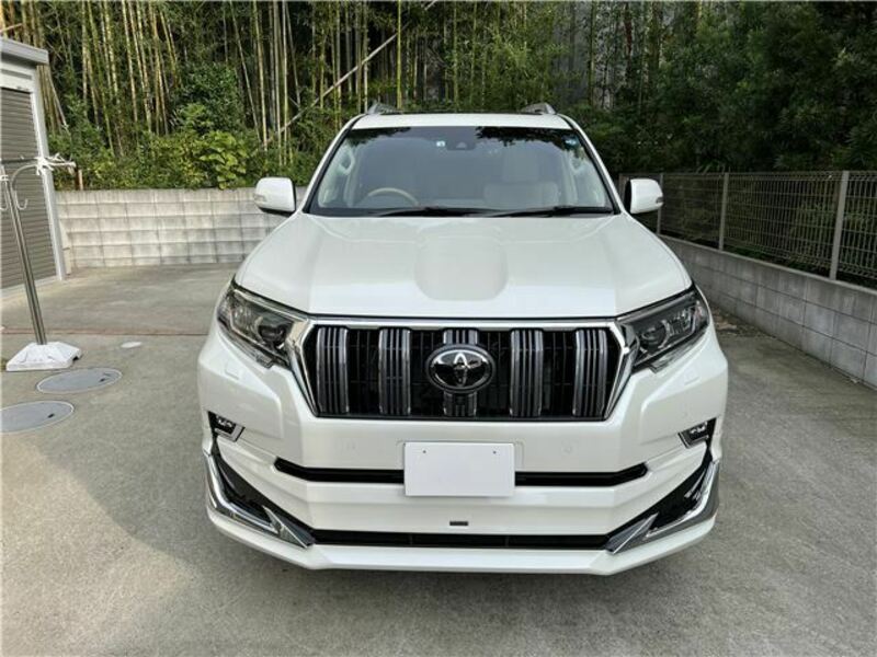 LAND CRUISER PRADO-1