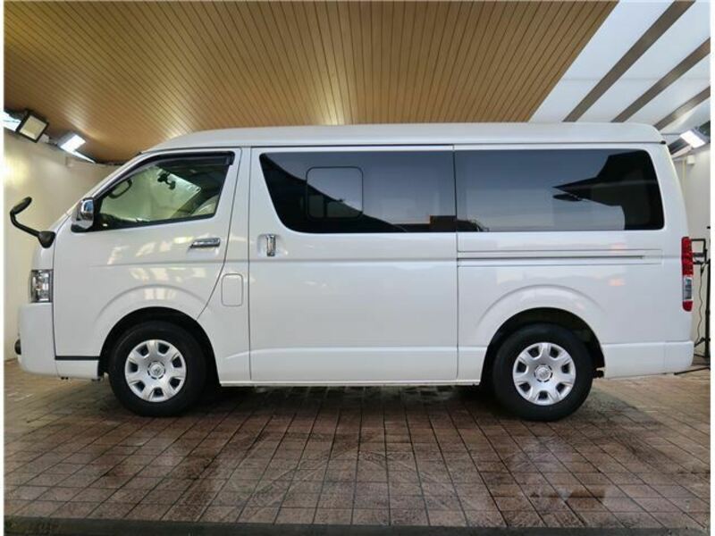 HIACE-13