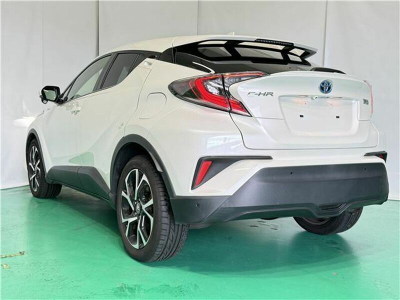 C-HR-7