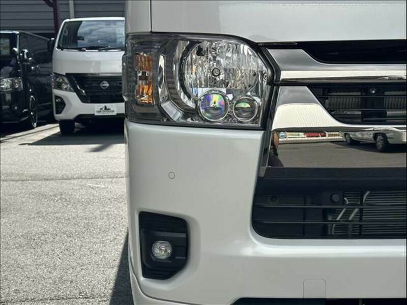 HIACE VAN-3