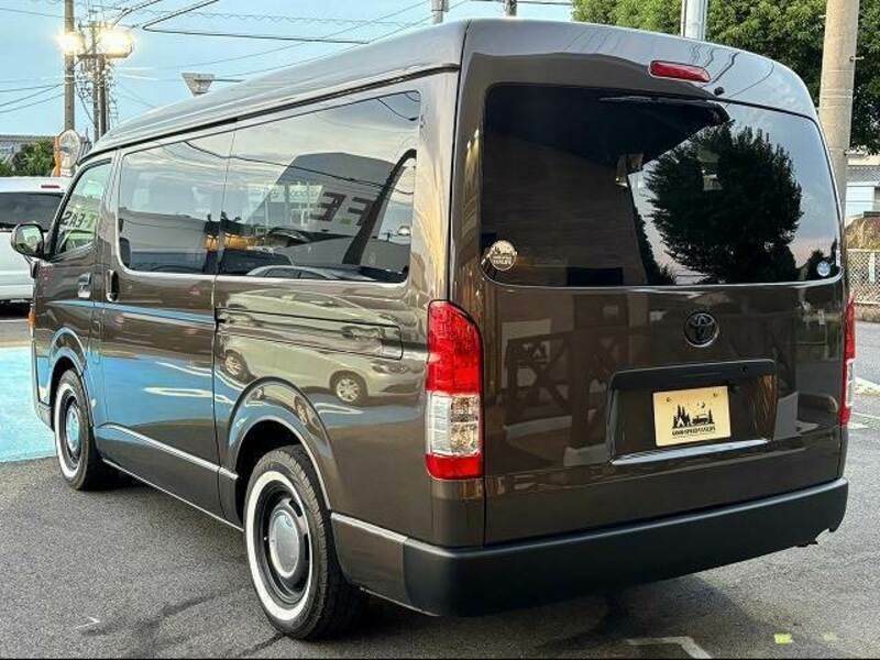 HIACE VAN-17