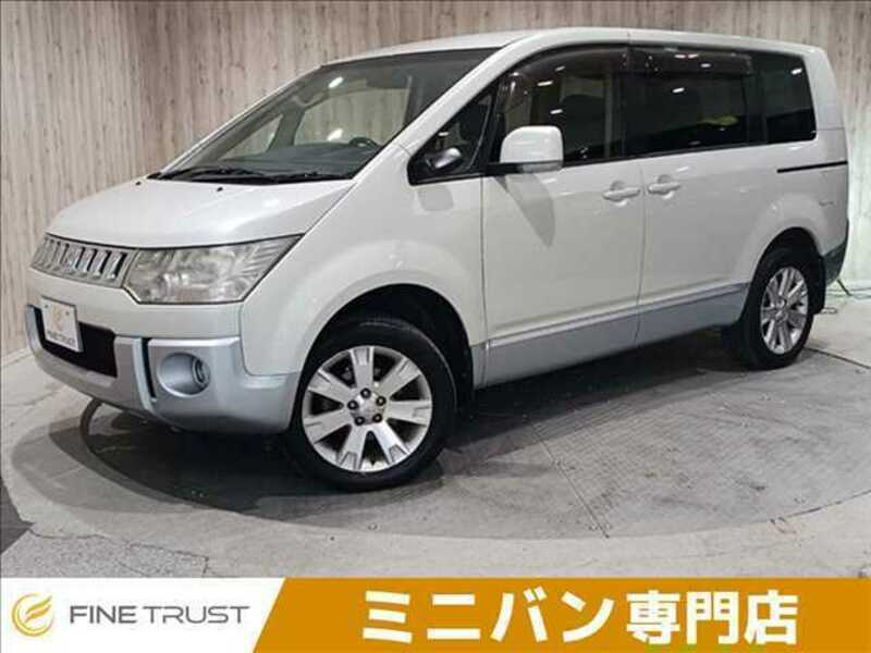 MITSUBISHI　DELICA