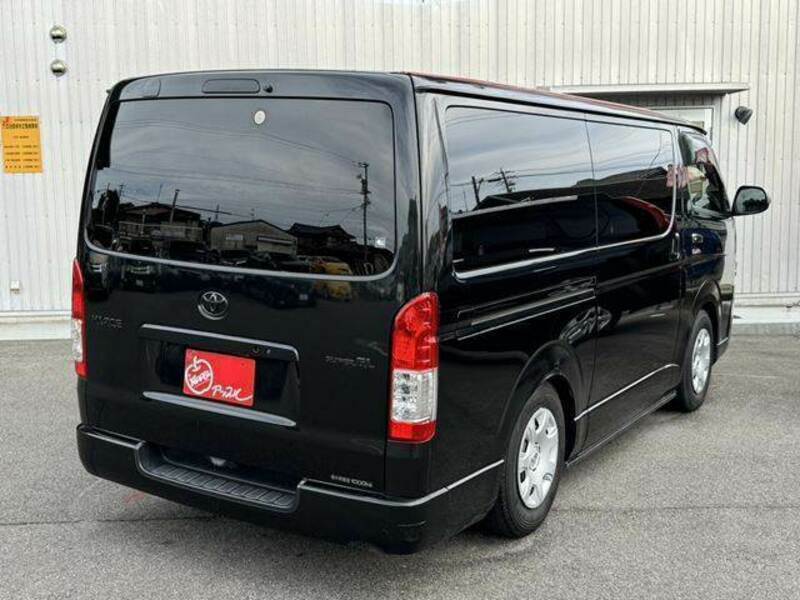 HIACE VAN-17