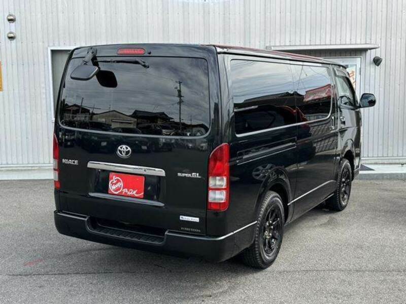 HIACE VAN-17