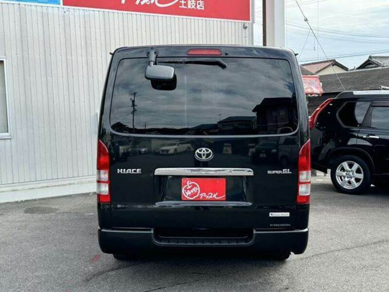 HIACE VAN-18