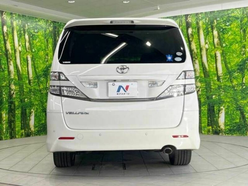 VELLFIRE-15