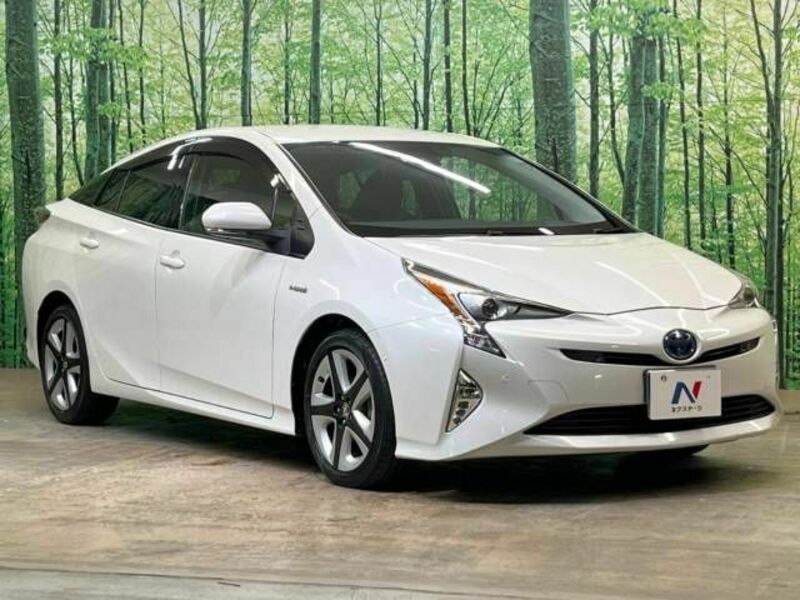 PRIUS-16