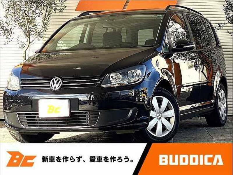 VOLKSWAGEN　GOLF TOURAN