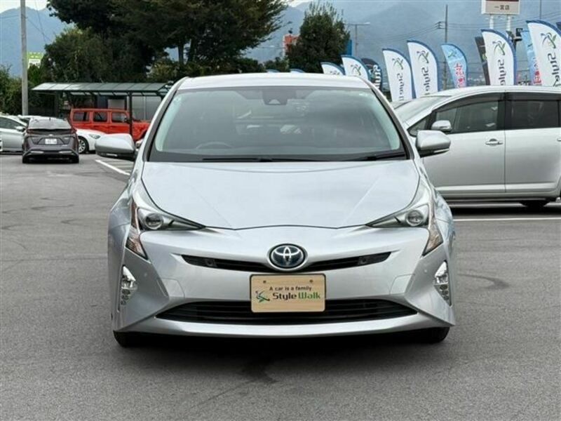 PRIUS-1