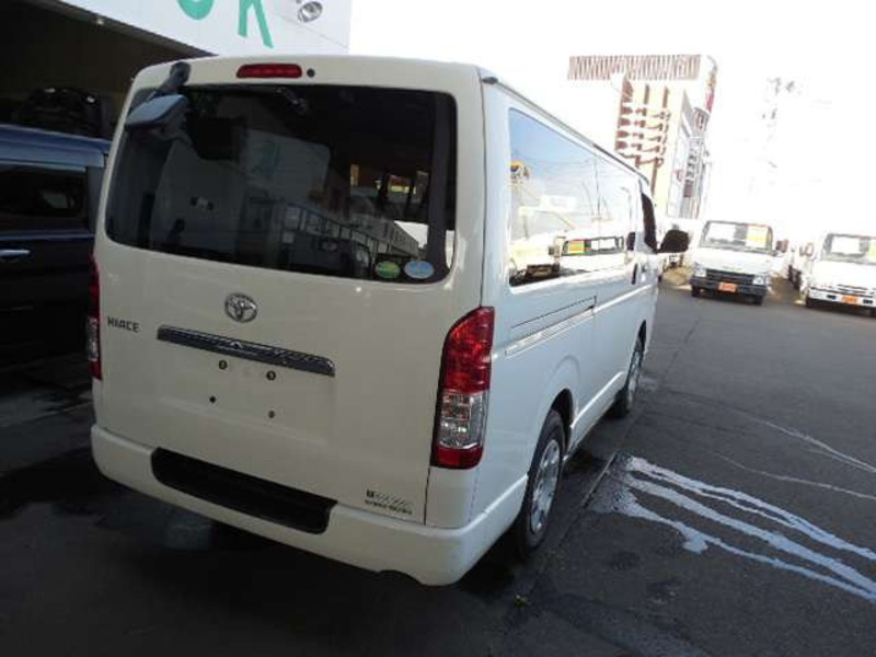 HIACE VAN-3