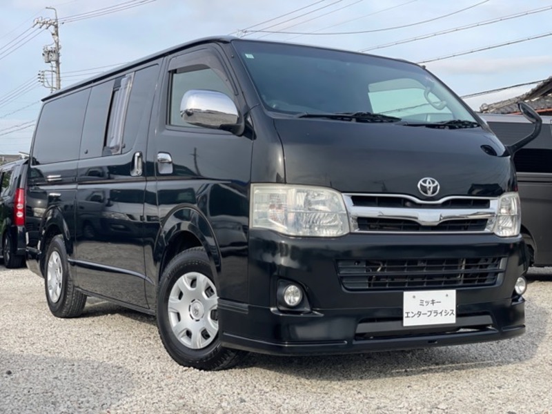 HIACE VAN