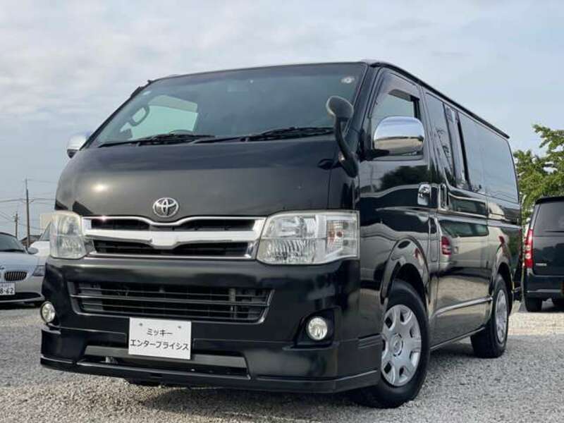 HIACE VAN-1