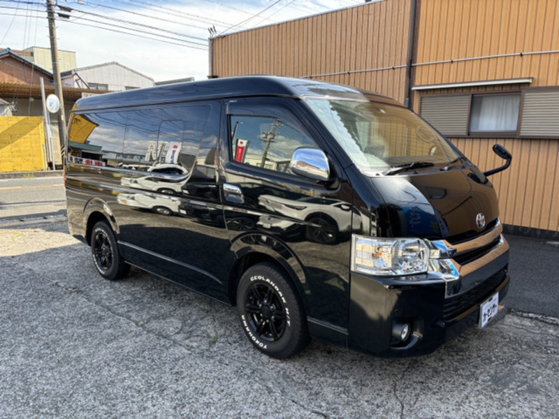 HIACE-1