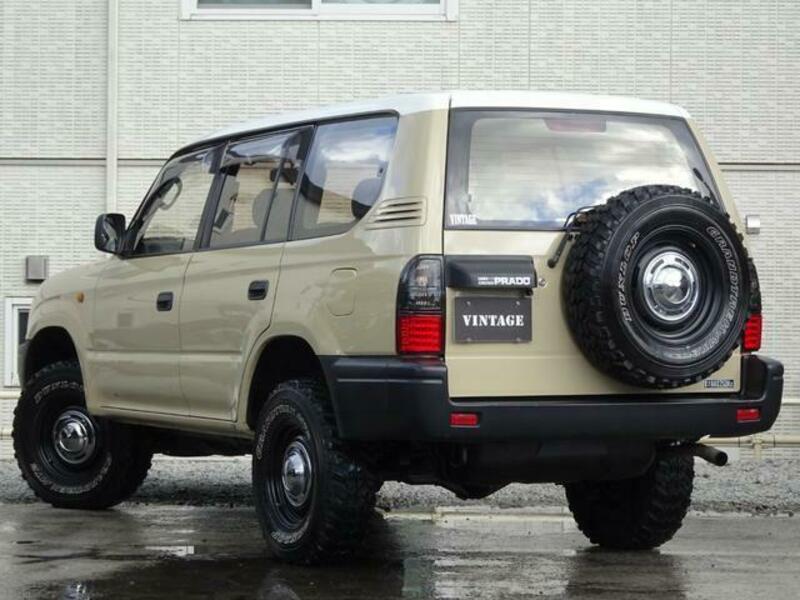 LAND CRUISER PRADO-7