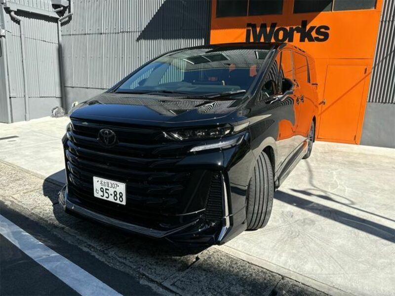 TOYOTA　VELLFIRE