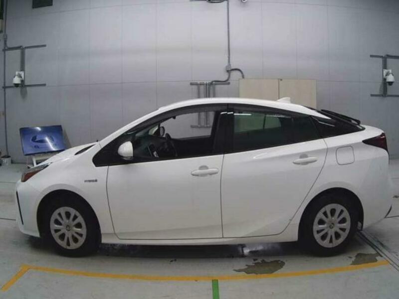 PRIUS-10