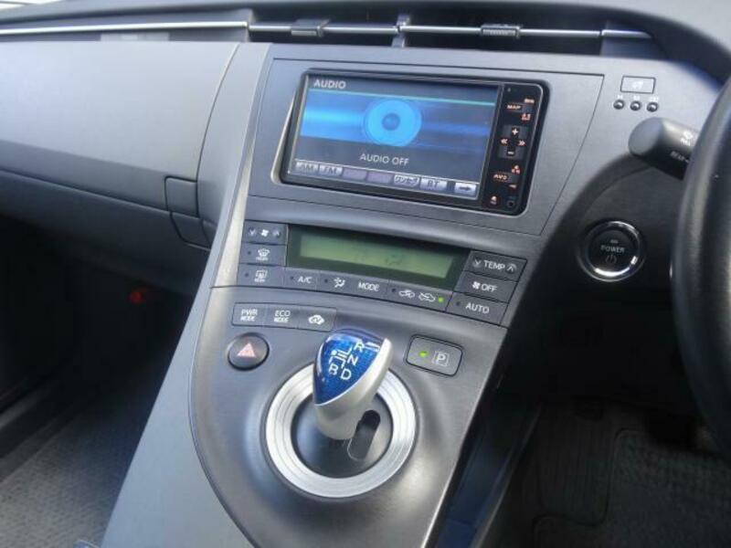 PRIUS-5