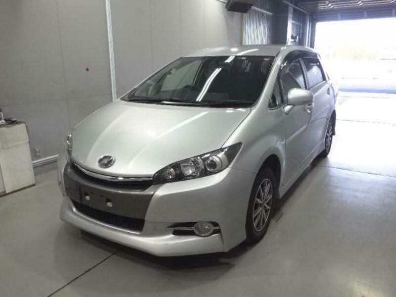 TOYOTA　WISH