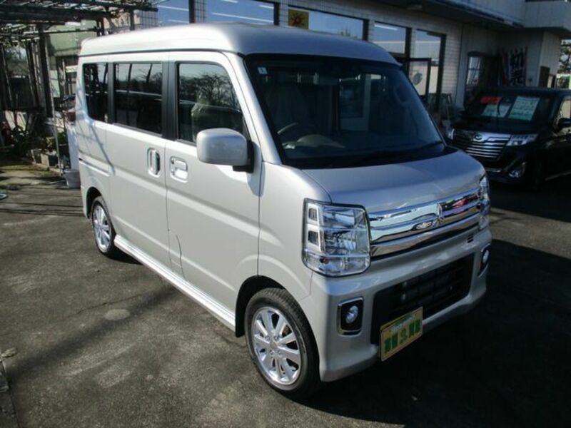 MITSUBISHI TOWNBOX