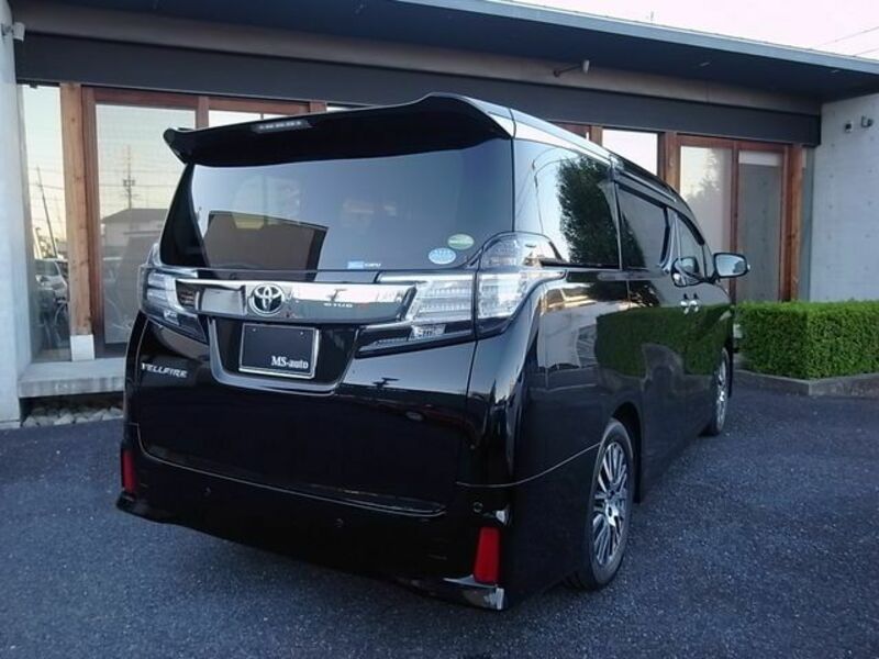 VELLFIRE-1