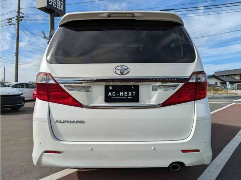 ALPHARD-4