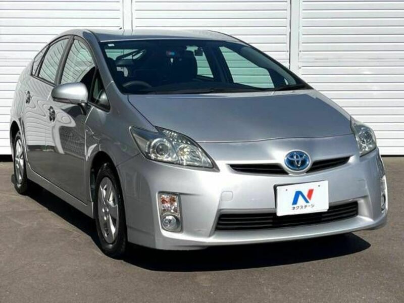 PRIUS-16