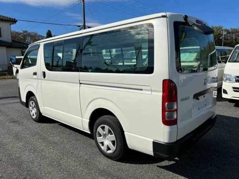 HIACE VAN-4